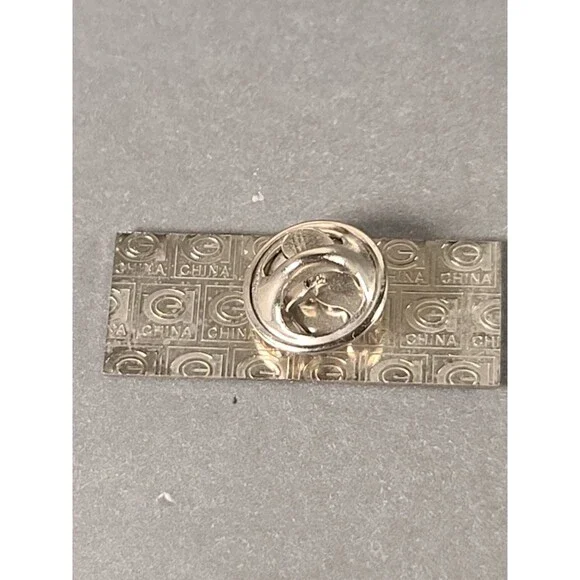 Vintage Wicked Broadway Musical Logo Lapel Pin Black Gold Theater Souvenir - Picture 5 of 6